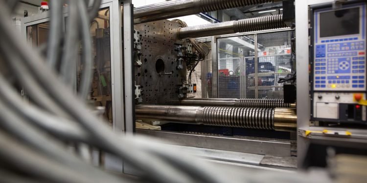 Automotive Injection Mould Strategies